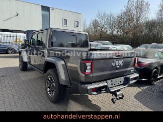 Jeep Gladiator Overland 4WD Launch Edition picture 5