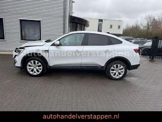 Renault Arkana E-TECH 1.6L 145 TECHNO picture 4