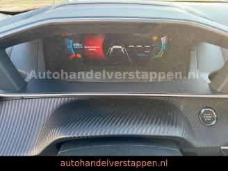 Peugeot 2008 e- - GT - 136PS Automatik Elixir Rood picture 25