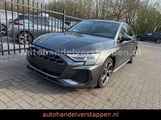 krockskadad bil auto Audi A3 Sportback 30 TFSI S line sport Edition 2025/6