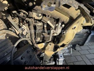 Porsche Taycan 350KW Panorama Leder CAM 93KWH picture 25