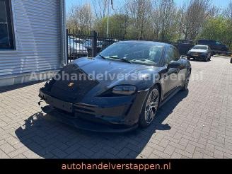 Coche accidentado Porsche Taycan Sport Chrono Bose ACC GlasDach 93KWH 2021/8