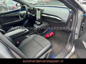 Renault Scenic E-Tech Electric 220 Long R. Esprit Alpine picture 16