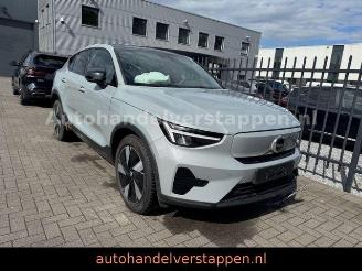 krockskadad bil auto Volvo C-40 Core Recharge Pure Electric 82KWH Panorama 2024/4