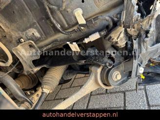 Land Rover Defender 110 D250 3.0L X-Dynamic SE Pano BLACK P picture 16