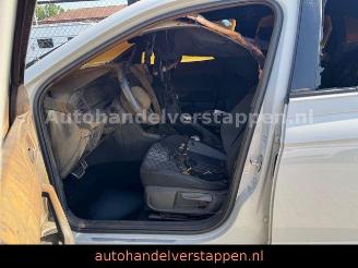 Volkswagen Taigo R-Line DSG TSI IQ.DRIVE-Paket picture 25