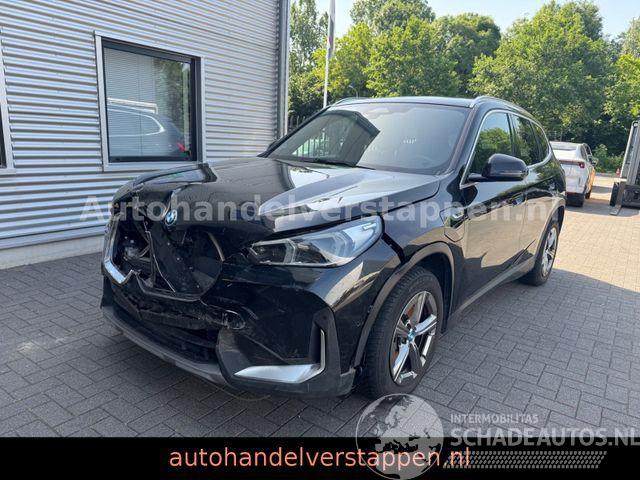 BMW X1 25e xDrive 180KW Panorama Harman