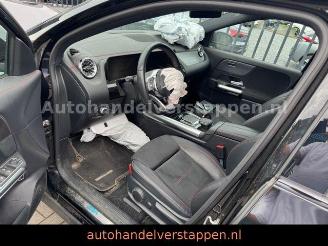 Mercedes EQA 300 4Matic 168KW AMG SPORT picture 17