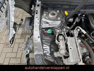Mercedes EQB 250+ 71KWH Progressive Panorama picture 13