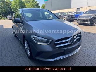 krockskadad bil auto Mercedes B-klasse  2019/9