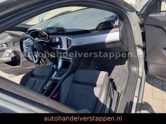 Audi Q3 35 TFSI S-Tronic S line Panorama picture 39