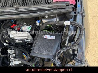 Peugeot 3008 Hybrid 145 Allure Automatik 2026 picture 10