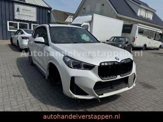 skadebil auto BMW X1 xDrive30e M Sport HUD Pano Harman VOLL 2023/3