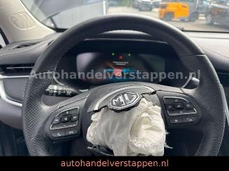 MG Marvel R Luxury 70KWH Panorama Leder VOLLAUS. picture 31