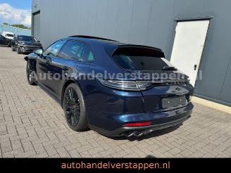 Porsche Panamera Sport Turismo 4 E-Hybrid Platinum Editi picture 2