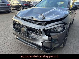 Mercedes GLA 250e Progressive Night-Paket Navi Leder picture 6