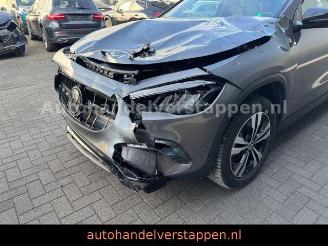 Mercedes GLA 250e Progressive Night-Paket Navi Leder picture 7