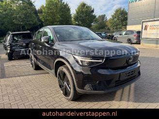 Unfallwagen Volvo EC40 185kW Extended Range RWD Ultr Black Edition 2025/7