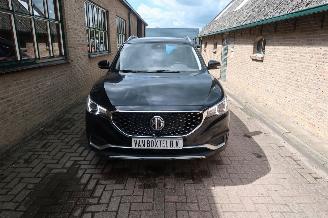 MG ZS EV MG ZS EV Luxury 45 kWh picture 2