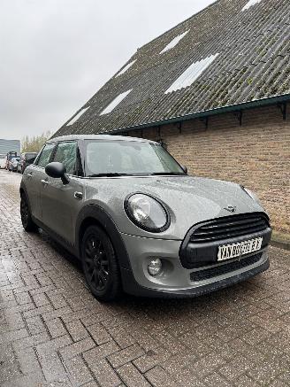 Avarii autoturisme Mini One Mini Mini 1.5 One 2019/4
