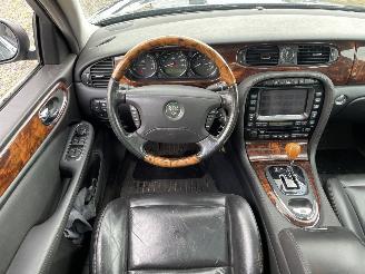 Jaguar XJ 3.0 V6 Sport picture 13