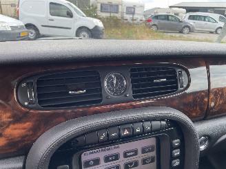 Jaguar XJ 3.0 V6 Sport picture 11