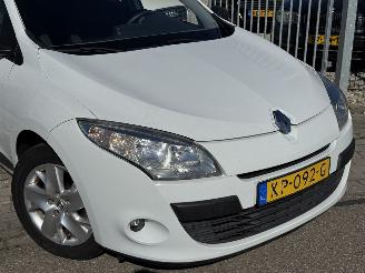 Renault Mégane 1.6 Authentique picture 2