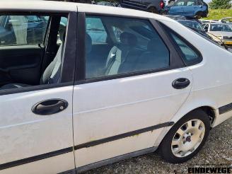 Saab 900 900 II, Hatchback 5-drs, 1993 / 1998 2.0 i,Si 16V picture 13