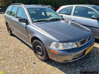 Uttjänta bilar auto Volvo V-40 V40 (VW), Combi, 1995 / 2004 2.0 16V Turbo 2003/5