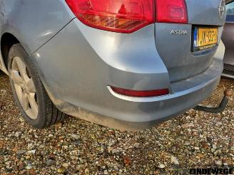 Opel Astra Astra J Sports Tourer (PD8/PE8/PF8), Combi, 2010 / 2015 1.7 CDTi 16V picture 16