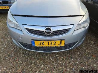 Opel Astra Astra J Sports Tourer (PD8/PE8/PF8), Combi, 2010 / 2015 1.7 CDTi 16V picture 21