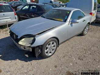 Vrakbiler auto Mercedes SLK SLK (R170), Cabrio, 1996 / 2004 2.0 200 16V 1999/1