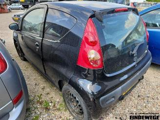 Peugeot 107 107, Hatchback, 2005 / 2014 1.0 12V picture 4