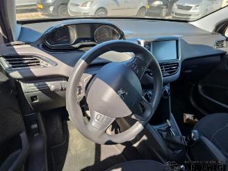 Peugeot 208 208 I (CA/CC/CK/CL), Hatchback, 2012 / 2019 1.2 Vti 12V PureTech 82 picture 12