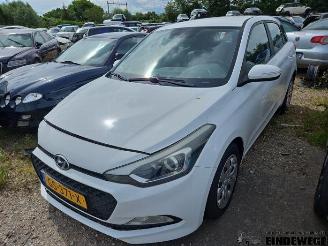 Uttjänta bilar auto Hyundai I-20 i20 (GBB), Hatchback, 2014 / 2020 1.2i 16V 2015/8