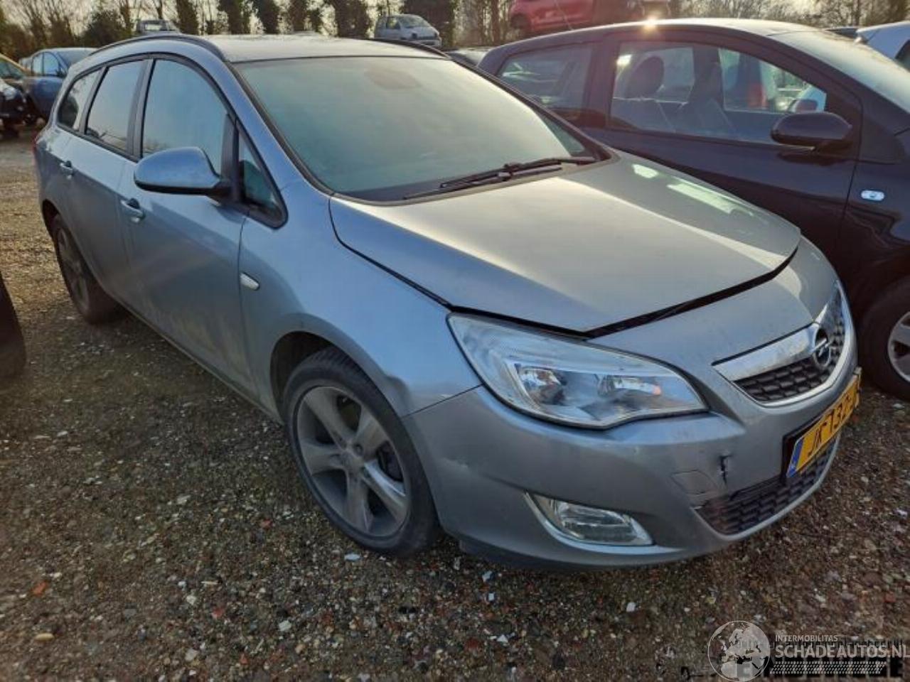 Opel Astra Astra J Sports Tourer (PD8/PE8/PF8), Combi, 2010 / 2015 1.7 CDTi 16V