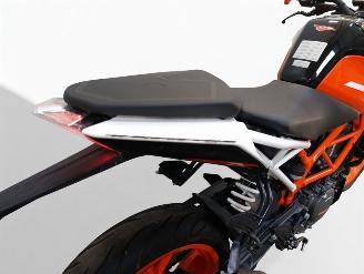 KTM 390 Duke  picture 15