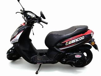 Peugeot  KISBEE picture 2