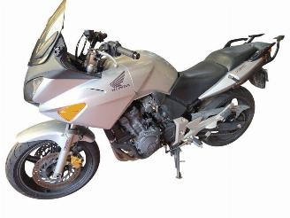 Honda CBF 600  picture 4