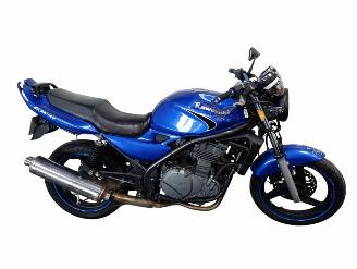 krockskadad bil auto Kawasaki ER - 5  2006/10