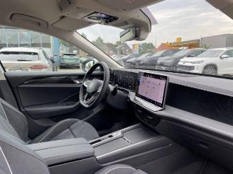 Volkswagen Passat Variant Business 2.0 TDI DSG *KAM - AHK* picture 18