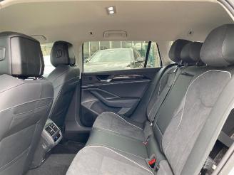 Volkswagen Passat Variant Business 2.0 TDI DSG *KAM - AHK* picture 16