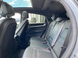 Porsche Cayenne S E-Hybrid Coupe CHRONO/PANO/HUD/AHK/360 picture 16