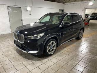 BMW iX1 xDrive30 X Line PANO/HUD/AHK/360/H&K/NAVI picture 4