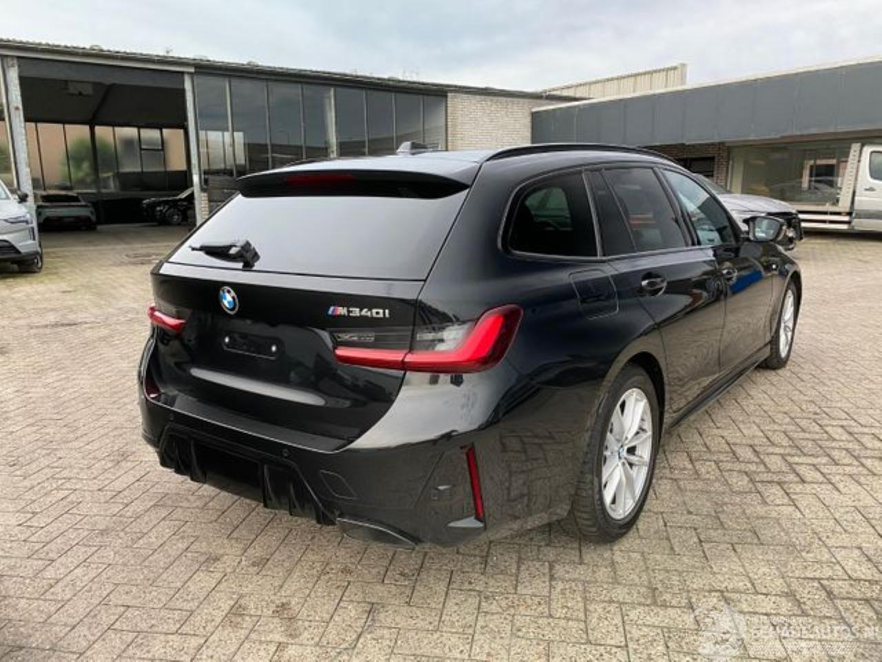 BMW M3 40i xDrive Touring *HEAD-UP - PANO - 360 KAM*