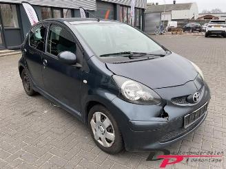 Toyota Aygo Aygo (B10), Hatchback, 2005 / 2014 1.0 12V VVT-i picture 3
