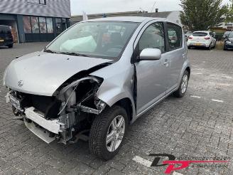 Uttjänta bilar auto Daihatsu Sirion Sirion 2 (M3), Hatchback, 2005 1.3 16V DVVT 2008/4