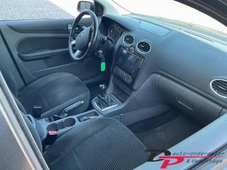 Ford Focus Focus 2 Wagon, Combi, 2004 / 2012 2.0 16V picture 6