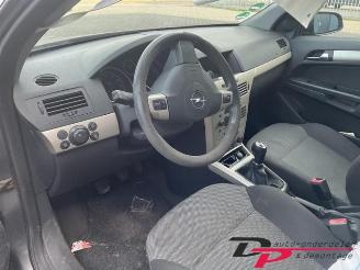 Opel Astra Astra H SW (L35), Combi, 2004 / 2014 1.6 16V Twinport picture 9