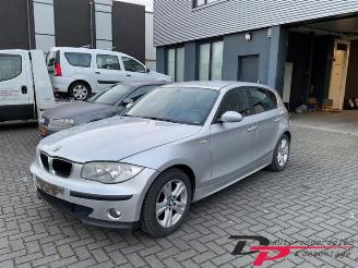 skadebil auto BMW 1-serie 1 serie (E87/87N), Hatchback 5-drs, 2003 / 2012 116i 1.6 16V 2004/9